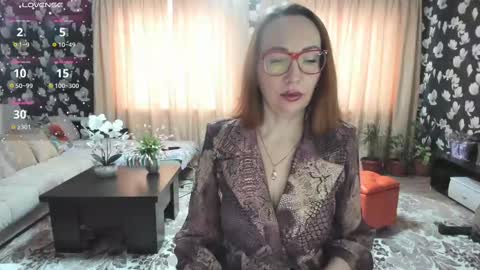 Snapshot of lyboff72 chatting on March 8, 2025, 7:38 am lybava online show from March 8, 2025, 7:38 am