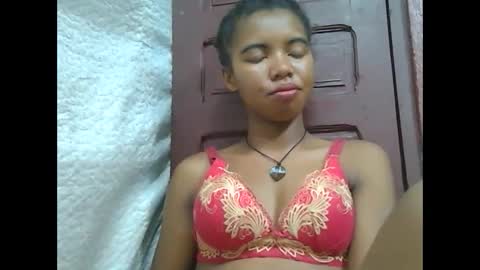 Lydiah online show from February 10, 2025, 7:49 pm
