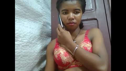 Lydiah online show from March 12, 2025, 10:48 am