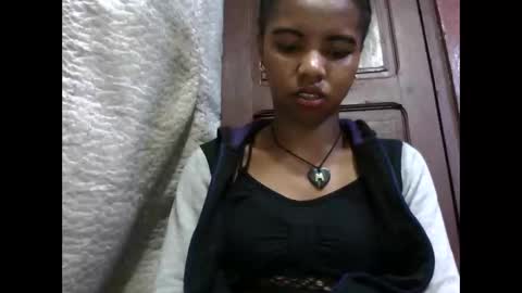 Lydiah online show from September 22, 2025, 4:09 pm