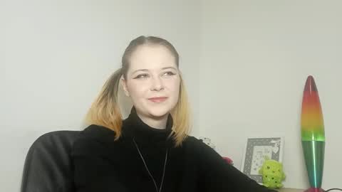 Lydia online show from October 2, 2025, 6:26 pm