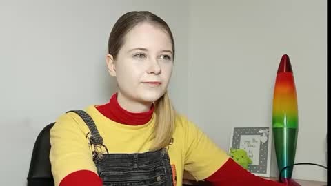 Lydia online show from November 21, 2025, 7:12 pm