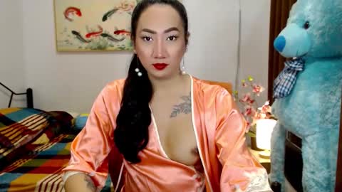 Snapshot of lykalicious88 chatting on September 18, 2025, 10:39 am QUEEN online show from September 18, 2025, 10:39 am