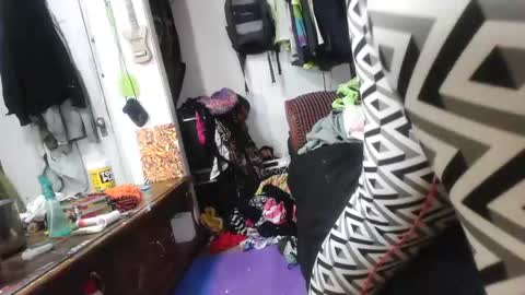 Snapshot of lyke2fuck chatting on December 12, 2024, 1:49 pm Lyke2fuck online show from December 12, 2024, 1:49 pm