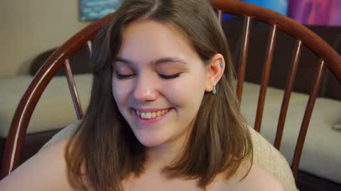 hi im Lyle online show from February 6, 2025, 9:53 am