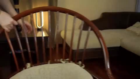 hi im Lyle online show from March 5, 2025, 6:12 am