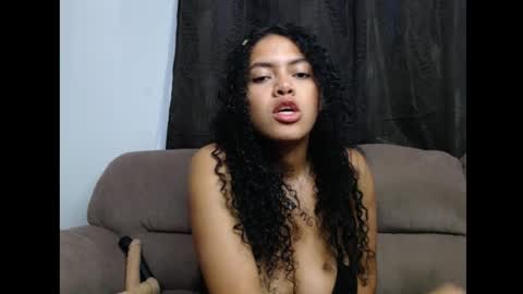 lylii_evans online show from October 16, 2025, 10:33 pm