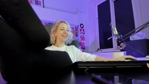 Lylith Skye NO NUDE model online show from December 11, 2024, 2:33 pm