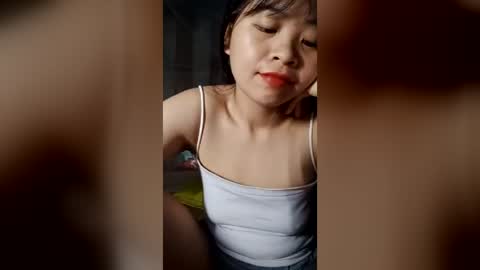 Lyly online show from June 26, 2026, 12:37 am