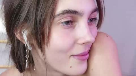 Lyly   online show from February 16, 2025, 12:43 pm