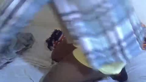 Snapshot of lyn_anna chatting on March 5, 2026, 11:28 am lyn_anna online show from March 5, 2026, 11:28 am