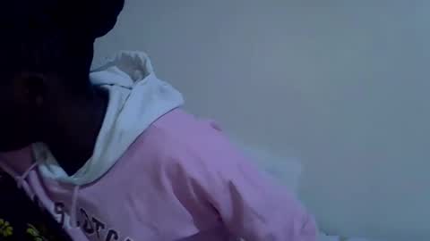 Snapshot of lyn_anna chatting on April 4, 2026, 5:49 am lyn_anna online show from April 4, 2026, 5:49 am