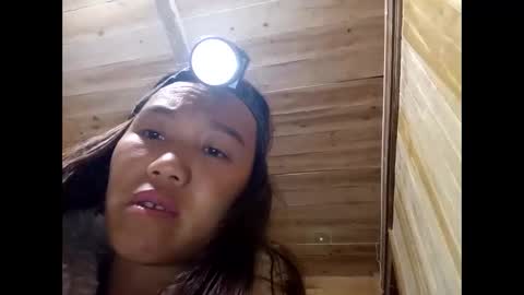 lyn_eva online show from March 13, 2026, 1:56 am