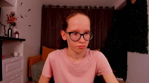 Sara online show from January 19, 2025, 2:04 am