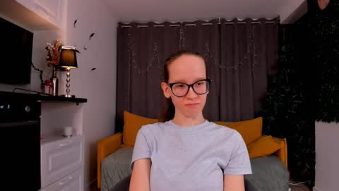 Sara online show from January 22, 2025, 1:53 am