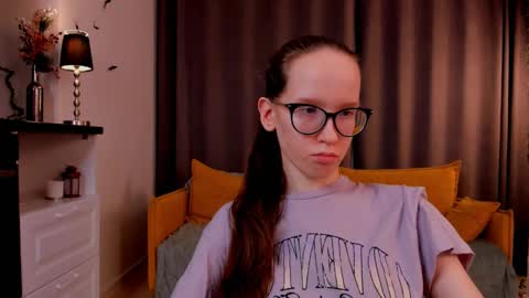 Sara online show from February 20, 2025, 7:30 pm