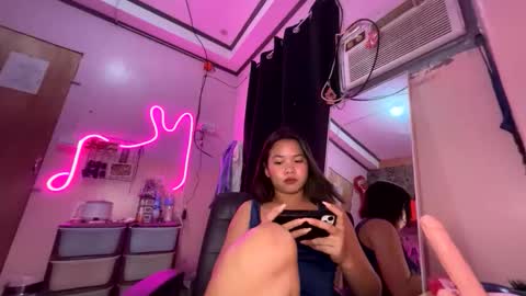 I am Lyn- DONT FORGET TO FOLLOW ME online show from October 19, 2025, 7:36 pm