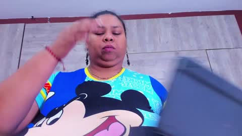 Snapshot of lynn_and_esteban chatting on January 22, 2025, 3:52 am Lynn jonnes online show from January 22, 2025, 3:52 am