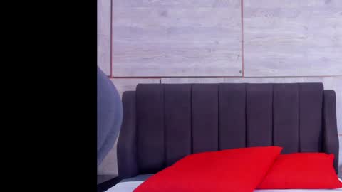 Snapshot of lynn_and_esteban chatting on February 6, 2025, 4:21 am Lynn jonnes online show from February 6, 2025, 4:21 am