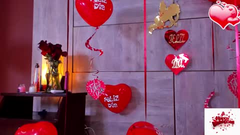 Snapshot of lynn_and_esteban chatting on February 15, 2025, 8:22 am Lynn jonnes online show from February 15, 2025, 8:22 am