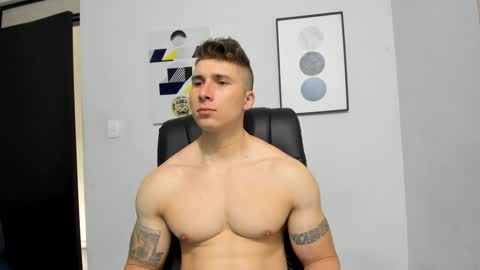 Lyonel online show from March 11, 2025, 4:18 pm