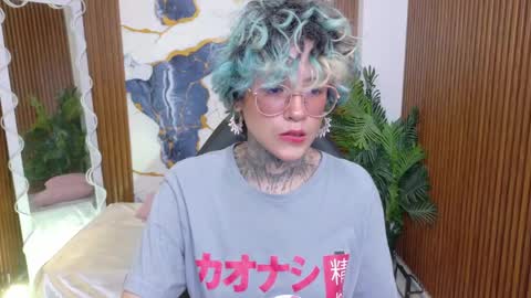 lyra_tay online show from June 4, 2026, 7:09 pm