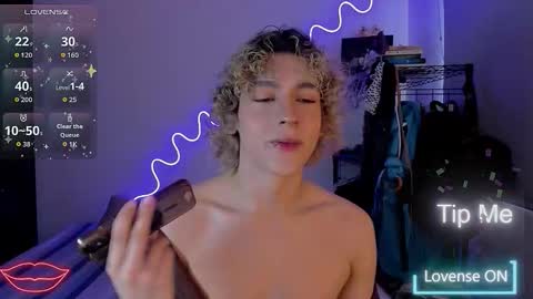 Lyric online show from November 16, 2025, 9:09 pm