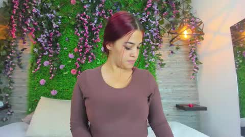 Lysa  online show from March 20, 2026, 12:32 pm