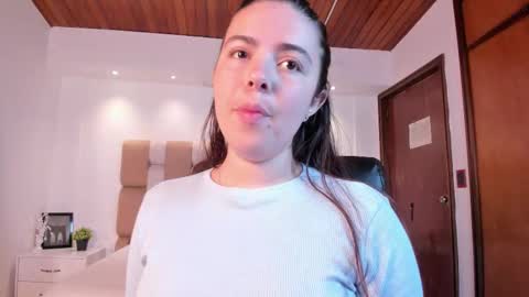 Lyssa  Everyday From 0700 to 1630 Col Time online show from October 11, 2025, 2:04 pm