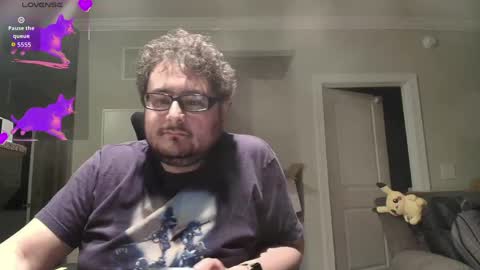 lyxx_2 online show from April 18, 2026, 1:31 am