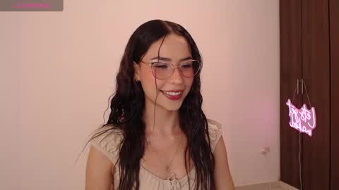 Snapshot of lzzyink chatting on October 20, 2025, 3:18 am lzzyink online show from October 20, 2025, 3:18 am