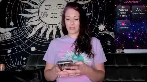 Snapshot of m0llyp0ppins chatting on June 17, 2026, 12:40 pm M0lly online show from June 17, 2026, 12:40 pm