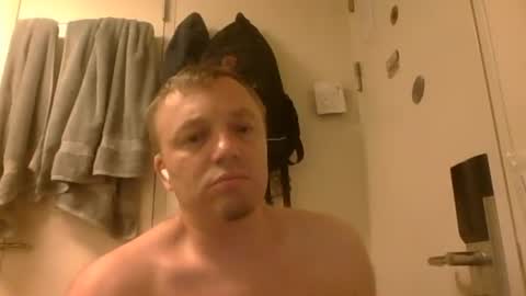 Snapshot of m15kala chatting on November 13, 2025, 10:25 am m15kala online show from November 13, 2025, 10:25 am