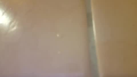 Snapshot of m1guele chatting on February 27, 2025, 9:14 pm Fucklover online show from February 27, 2025, 9:14 pm