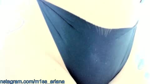 Snapshot of m1ss_ariana chatting on February 15, 2025, 8:22 am Ariana online show from February 15, 2025, 8:22 am