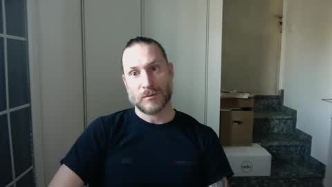 Snapshot of m4rduk81 chatting on February 6, 2025, 2:26 pm m4rduk online show from February 6, 2025, 2:26 pm