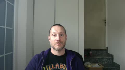 Snapshot of m4rduk81 chatting on March 12, 2025, 8:08 am m4rduk online show from March 12, 2025, 8:08 am