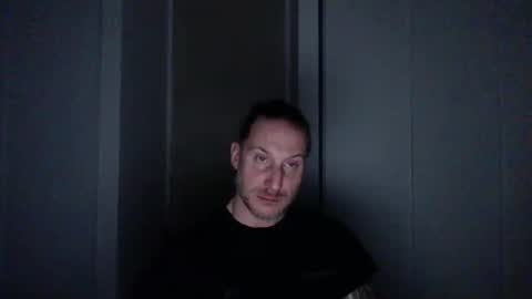 Snapshot of m4rduk81 chatting on November 15, 2025, 3:04 am m4rduk online show from November 15, 2025, 3:04 am