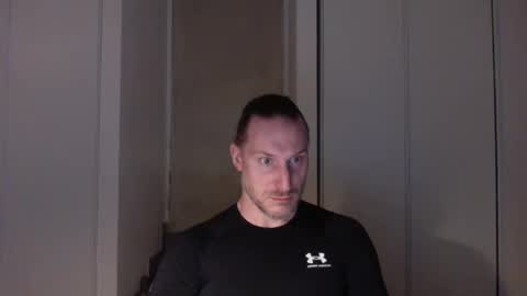 Snapshot of m4rduk81 chatting on November 17, 2025, 6:03 pm m4rduk online show from November 17, 2025, 6:03 pm