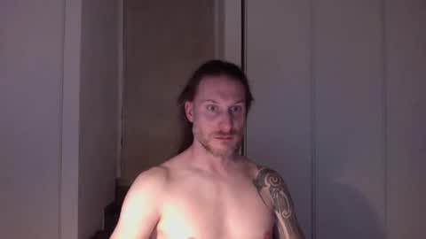 Snapshot of m4rduk81 chatting on December 1, 2025, 2:44 pm m4rduk online show from December 1, 2025, 2:44 pm