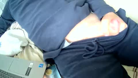 Snapshot of m_daan1969 chatting on May 17, 2026, 12:12 pm m_daan1969 online show from May 17, 2026, 12:12 pm