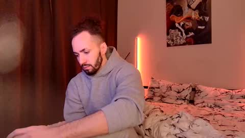 M E D I A T O R online show from October 7, 2025, 3:04 am