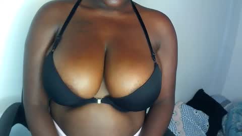 m_tits3 online show from September 16, 2025, 12:50 pm