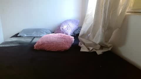 maaddy_thompson online show from October 17, 2025, 8:44 pm