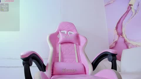 Mariangel  online show from January 14, 2025, 11:27 pm