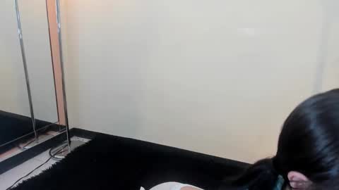 Snapshot of mabel_mjs chatting on January 16, 2025, 12:09 pm Mabel online show from January 16, 2025, 12:09 pm