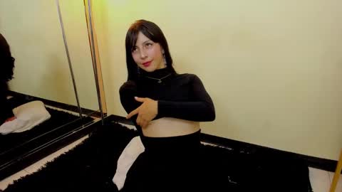 Snapshot of mabel_mjs chatting on January 19, 2025, 8:09 pm Mabel online show from January 19, 2025, 8:09 pm