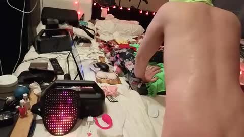 mac1119 online show from March 2, 2026, 8:43 am