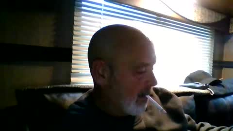 mac online show from December 28, 2024, 7:01 pm