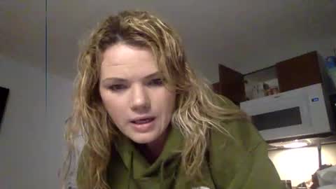 Snapshot of mac30308 chatting on January 8, 2026, 11:45 am mac30308 online show from January 8, 2026, 11:45 am